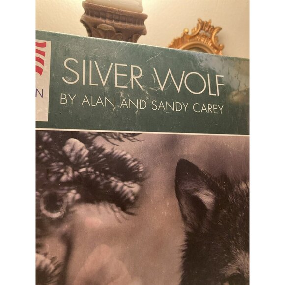 Silver Wolf Over 550 Piece Jigsaw Puzzle Great American Puzzle Factory New! - Picture 4 of 8